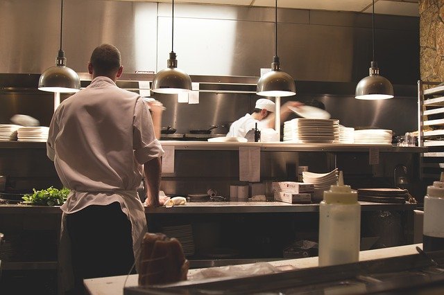 Scopri come aprire un ristorante senza commettere errori